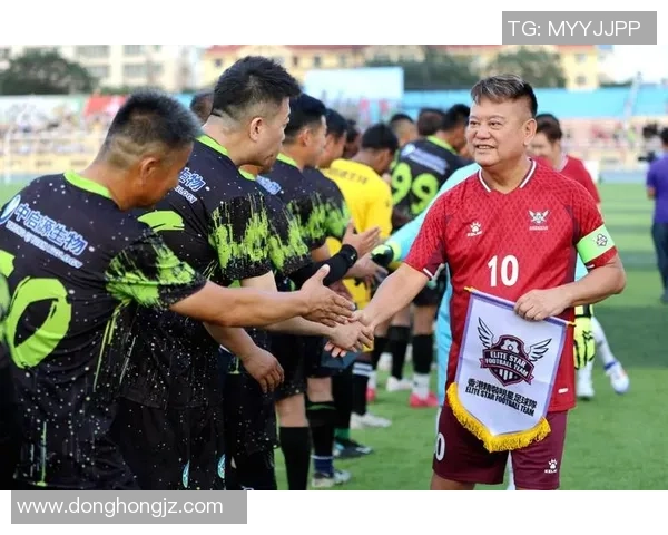 玩得花的足球明星如何在绿茵场上展现风采与个性魅力 玩得花的足球明星如何在绿茵场上展现风采与个性魅力